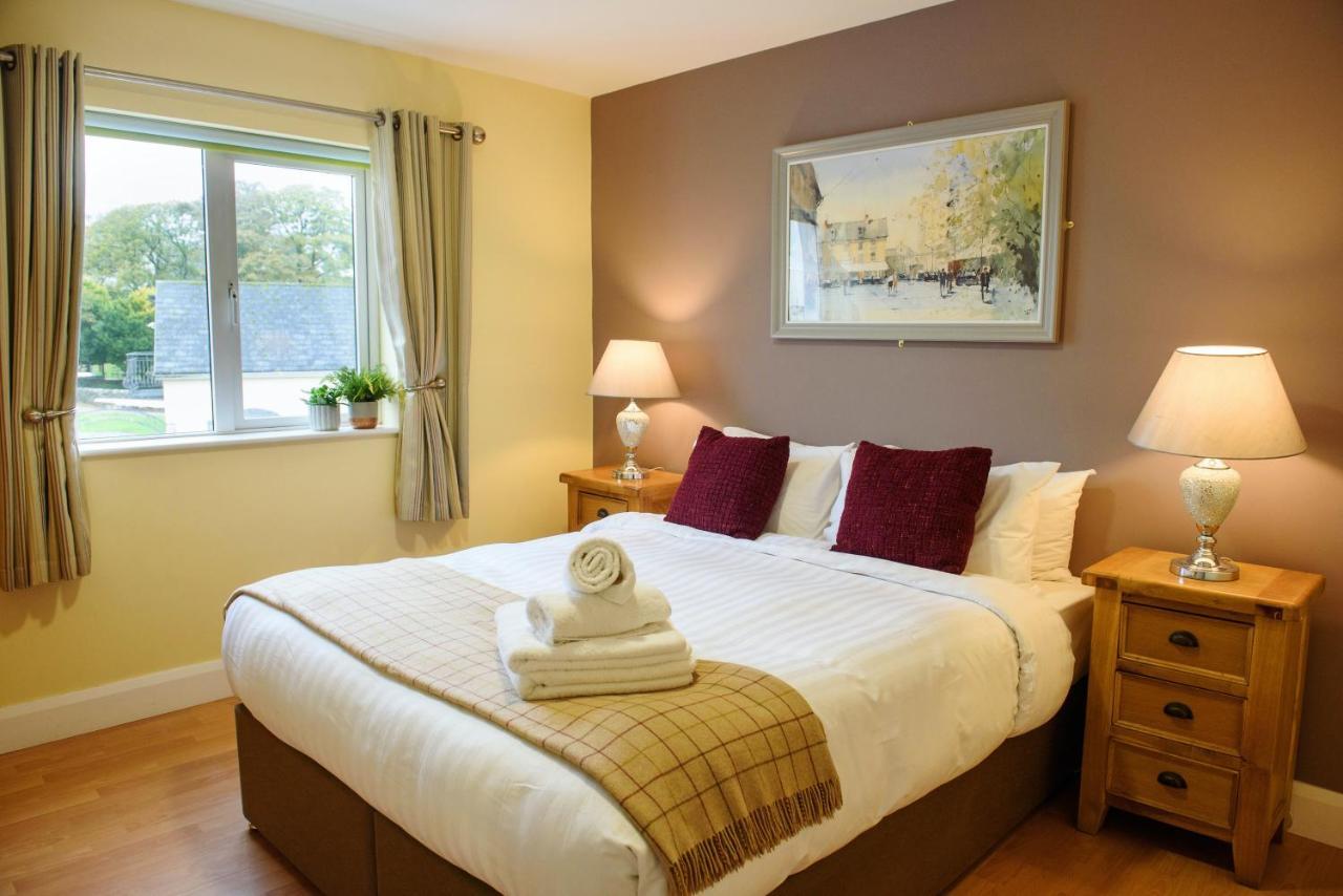 Waterfront Self Catering Houses Carrick-on-Shannon Экстерьер фото