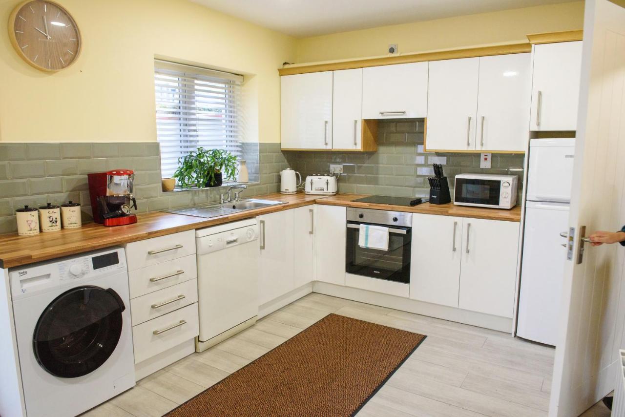 Waterfront Self Catering Houses Carrick-on-Shannon Экстерьер фото