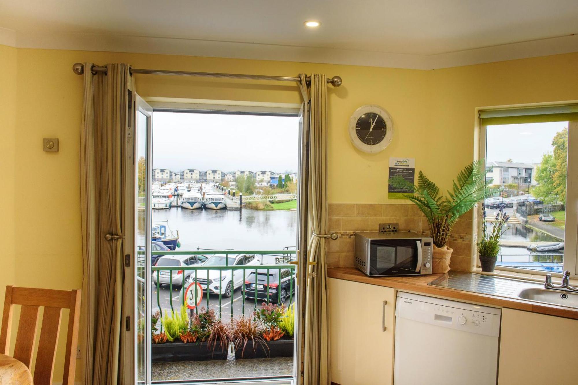 Waterfront Self Catering Houses Carrick-on-Shannon Экстерьер фото