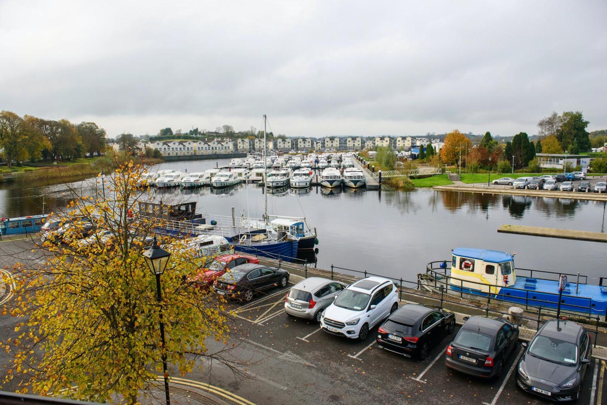 Waterfront Self Catering Houses Carrick-on-Shannon Экстерьер фото