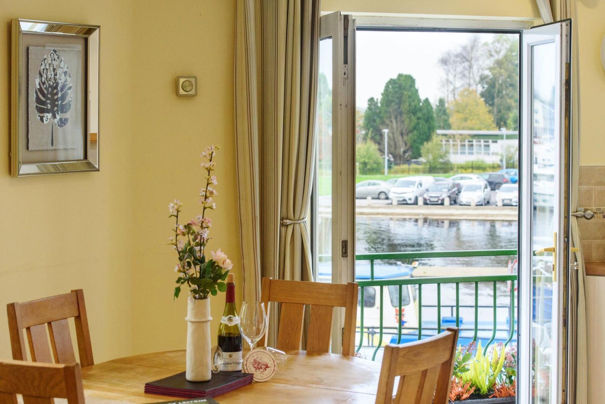 Waterfront Self Catering Houses Carrick-on-Shannon Экстерьер фото